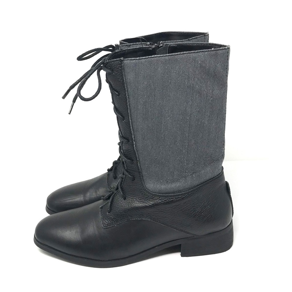 BB Dakota Lace Up Boots
